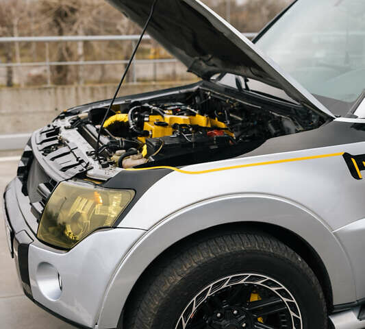 Серый Мицубиси Паджеро Вагон, объемом двигателя 3.2 л и пробегом 412 тыс. км за 15700 $, фото 16 на Automoto.ua