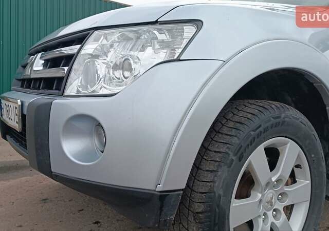 Серый Мицубиси Паджеро Вагон, объемом двигателя 3.2 л и пробегом 252 тыс. км за 12500 $, фото 39 на Automoto.ua