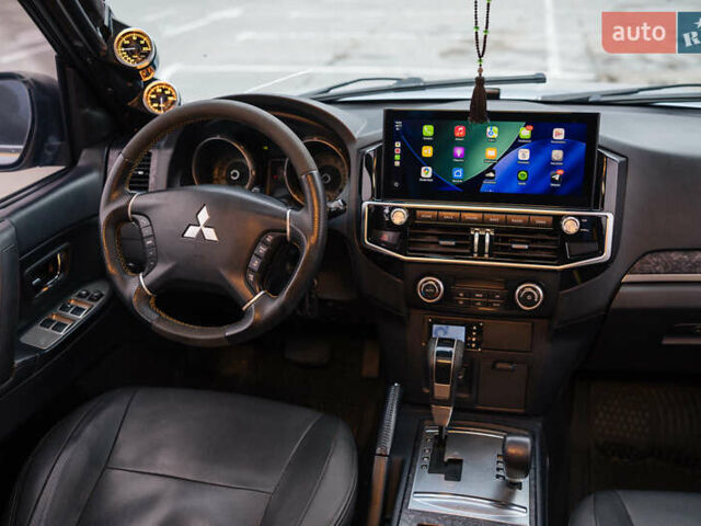 Серый Мицубиси Паджеро Вагон, объемом двигателя 3.2 л и пробегом 412 тыс. км за 15700 $, фото 25 на Automoto.ua