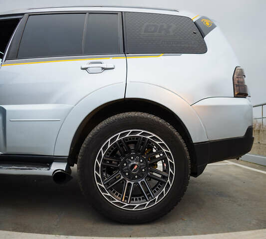 Серый Мицубиси Паджеро Вагон, объемом двигателя 3.2 л и пробегом 412 тыс. км за 15700 $, фото 40 на Automoto.ua