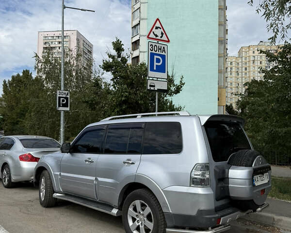 Серый Мицубиси Паджеро Вагон, объемом двигателя 2.97 л и пробегом 199 тыс. км за 8500 $, фото 2 на Automoto.ua