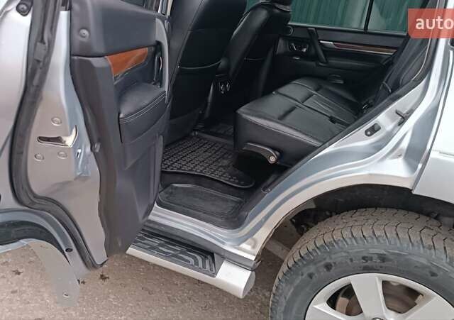 Серый Мицубиси Паджеро Вагон, объемом двигателя 3.2 л и пробегом 252 тыс. км за 12500 $, фото 51 на Automoto.ua