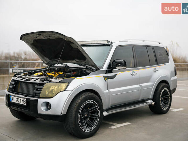 Серый Мицубиси Паджеро Вагон, объемом двигателя 3.2 л и пробегом 412 тыс. км за 15700 $, фото 15 на Automoto.ua