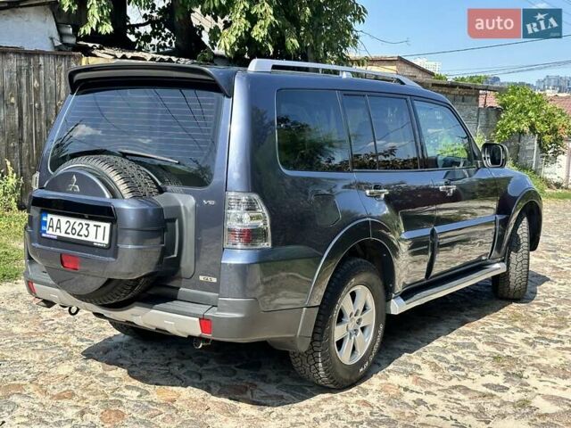 Серый Мицубиси Паджеро Вагон, объемом двигателя 2.97 л и пробегом 152 тыс. км за 13500 $, фото 15 на Automoto.ua
