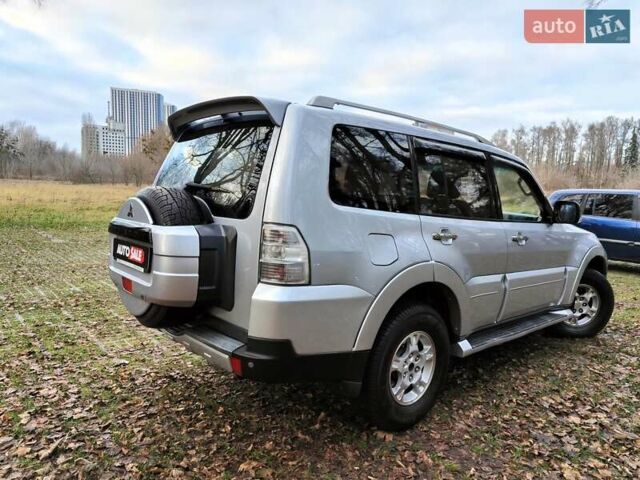 Серый Мицубиси Паджеро Вагон, объемом двигателя 3 л и пробегом 341 тыс. км за 11990 $, фото 25 на Automoto.ua