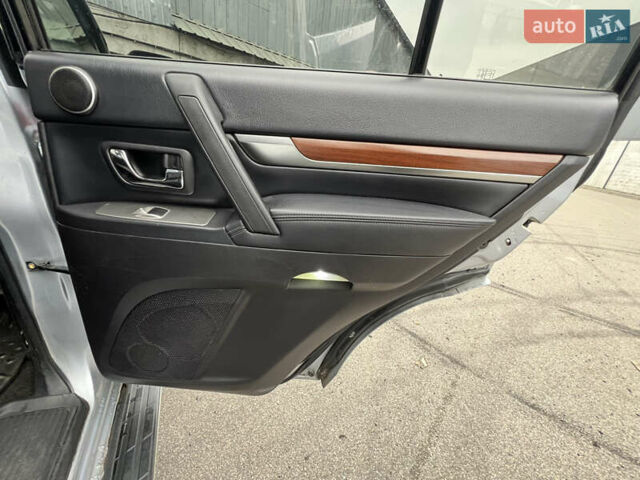 Серый Мицубиси Паджеро Вагон, объемом двигателя 3.2 л и пробегом 230 тыс. км за 9999 $, фото 24 на Automoto.ua