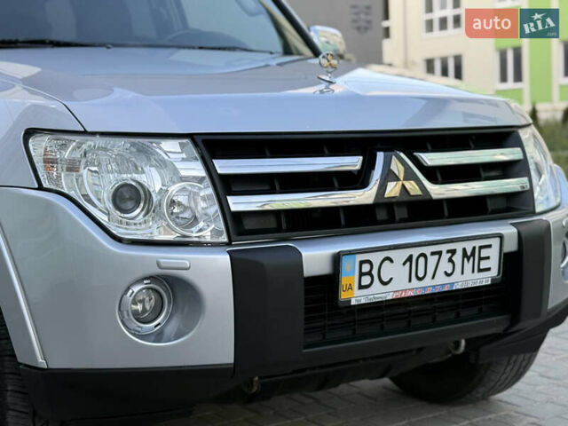 Сірий Міцубісі Паджеро Вагон, об'ємом двигуна 3.2 л та пробігом 147 тис. км за 14500 $, фото 21 на Automoto.ua