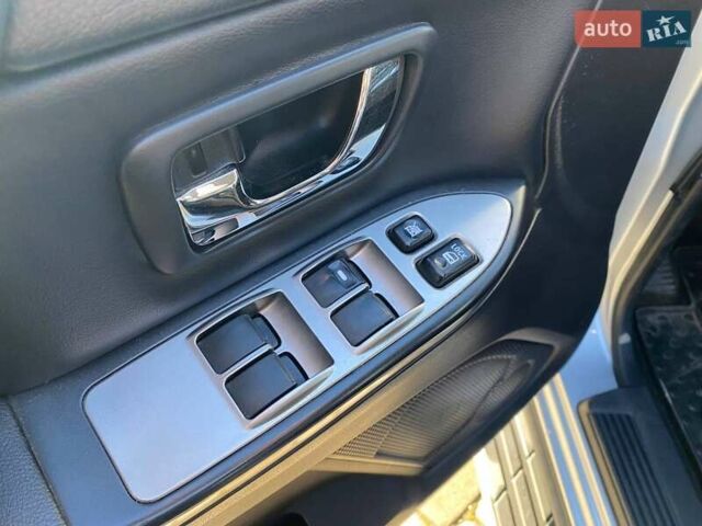 Сірий Міцубісі Паджеро Вагон, об'ємом двигуна 3.2 л та пробігом 263 тис. км за 13600 $, фото 11 на Automoto.ua