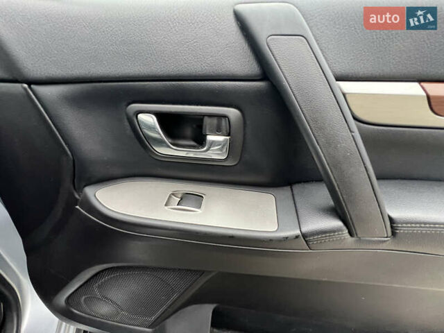 Серый Мицубиси Паджеро Вагон, объемом двигателя 3.2 л и пробегом 230 тыс. км за 9999 $, фото 28 на Automoto.ua