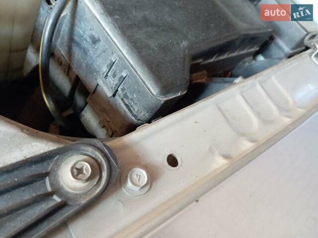 Міцубісі Паджеро Вагон 2008 у Никополе на Automoto.ua Сірий Міцубісі Паджеро Вагон, об'ємом двигуна 2.97 л та пробігом 198 тис. км за 10800 $, фото 45 на Automoto.ua