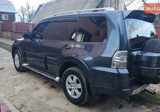 Сірий Міцубісі Паджеро Вагон, об'ємом двигуна 3.2 л та пробігом 326 тис. км за 13800 $, фото 8 на Automoto.ua