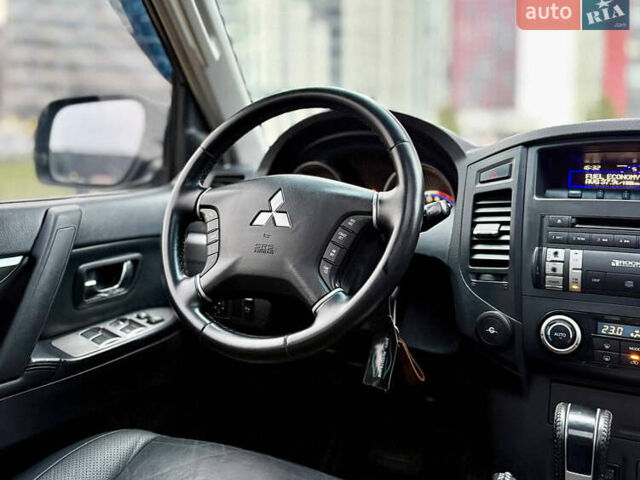 Серый Мицубиси Паджеро Вагон, объемом двигателя 2.97 л и пробегом 245 тыс. км за 9950 $, фото 6 на Automoto.ua