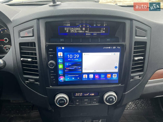 Серый Мицубиси Паджеро Вагон, объемом двигателя 3.2 л и пробегом 230 тыс. км за 9999 $, фото 17 на Automoto.ua