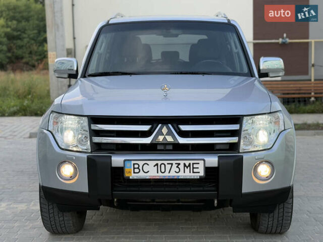 Сірий Міцубісі Паджеро Вагон, об'ємом двигуна 3.2 л та пробігом 147 тис. км за 14500 $, фото 52 на Automoto.ua