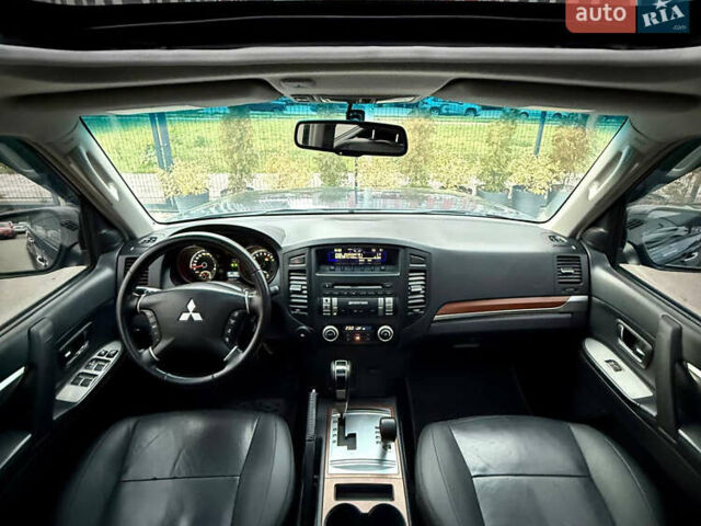 Серый Мицубиси Паджеро Вагон, объемом двигателя 2.97 л и пробегом 245 тыс. км за 9950 $, фото 8 на Automoto.ua