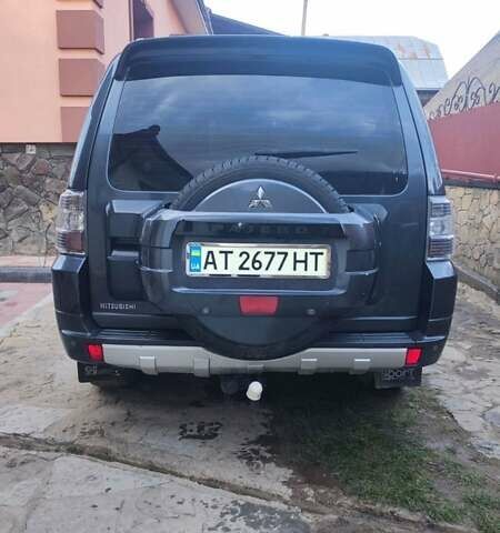 Сірий Міцубісі Паджеро Вагон, об'ємом двигуна 3.2 л та пробігом 326 тис. км за 13800 $, фото 12 на Automoto.ua