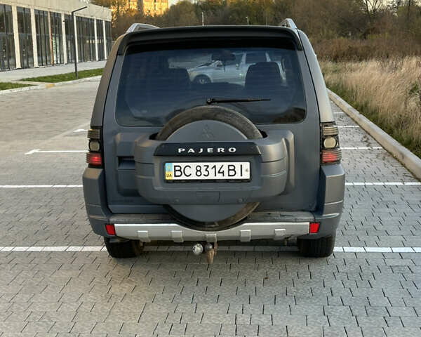 Серый Мицубиси Паджеро Вагон, объемом двигателя 3.2 л и пробегом 800 тыс. км за 8100 $, фото 4 на Automoto.ua