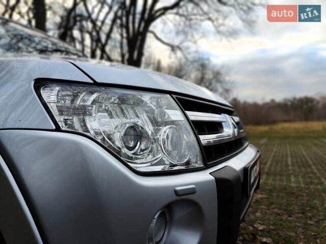 Серый Мицубиси Паджеро Вагон, объемом двигателя 3 л и пробегом 341 тыс. км за 11990 $, фото 32 на Automoto.ua