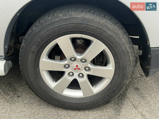 Серый Мицубиси Паджеро Вагон, объемом двигателя 3.2 л и пробегом 230 тыс. км за 9999 $, фото 6 на Automoto.ua