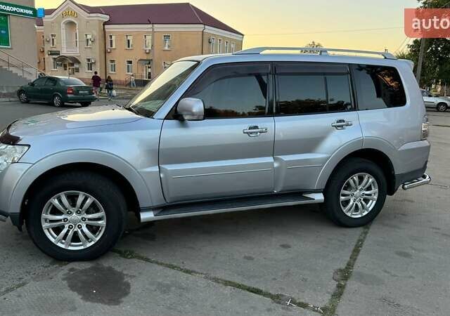 Сірий Міцубісі Паджеро Вагон, об'ємом двигуна 3.2 л та пробігом 218 тис. км за 14500 $, фото 8 на Automoto.ua