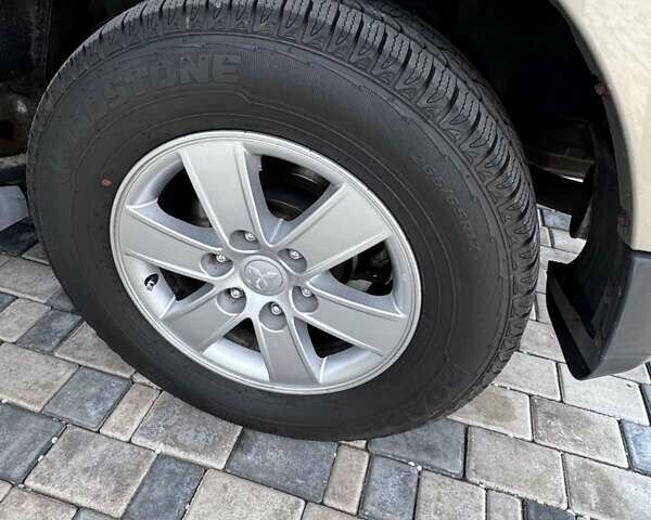 Серый Мицубиси Паджеро Вагон, объемом двигателя 3.2 л и пробегом 270 тыс. км за 13000 $, фото 2 на Automoto.ua