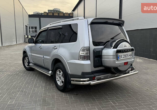Сірий Міцубісі Паджеро Вагон, об'ємом двигуна 2.97 л та пробігом 230 тис. км за 11200 $, фото 2 на Automoto.ua