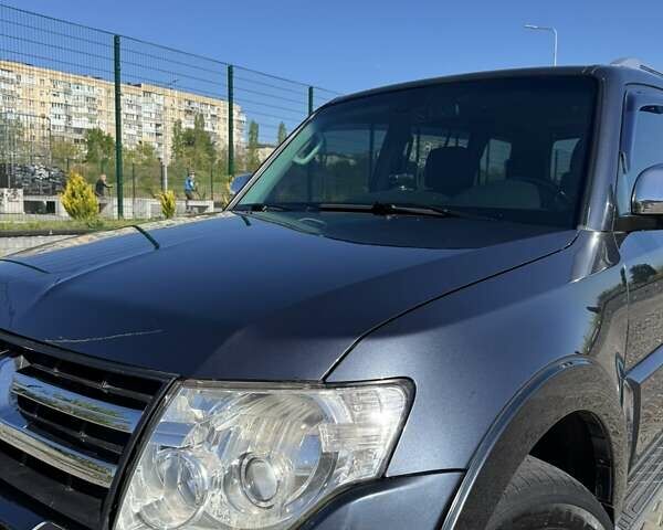 Сірий Міцубісі Паджеро Вагон, об'ємом двигуна 3 л та пробігом 185 тис. км за 9300 $, фото 8 на Automoto.ua