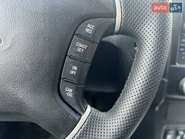 Серый Мицубиси Паджеро Вагон, объемом двигателя 3.2 л и пробегом 230 тыс. км за 9999 $, фото 16 на Automoto.ua