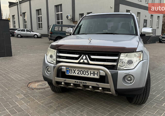 Сірий Міцубісі Паджеро Вагон, об'ємом двигуна 2.97 л та пробігом 230 тис. км за 11200 $, фото 7 на Automoto.ua