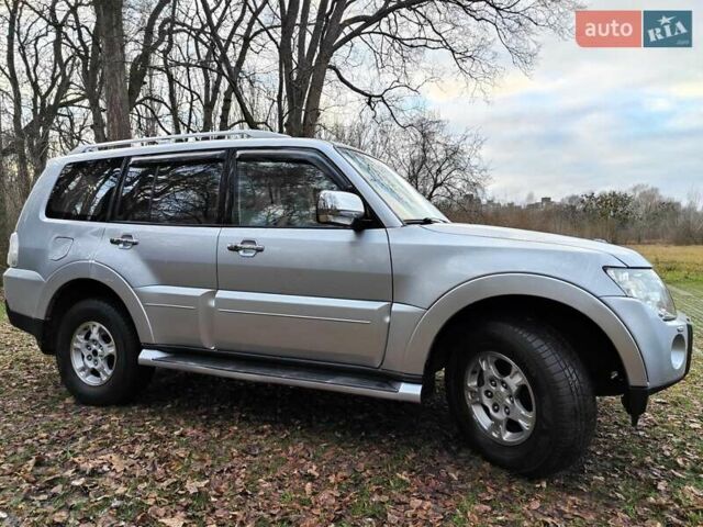 Серый Мицубиси Паджеро Вагон, объемом двигателя 3 л и пробегом 341 тыс. км за 11990 $, фото 29 на Automoto.ua