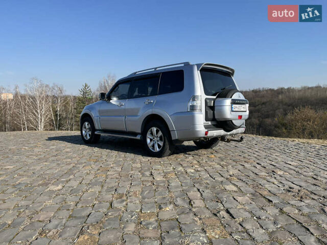 Сірий Міцубісі Паджеро Вагон, об'ємом двигуна 2.97 л та пробігом 295 тис. км за 11800 $, фото 6 на Automoto.ua