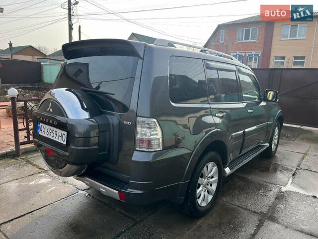 Серый Мицубиси Паджеро Вагон, объемом двигателя 3.2 л и пробегом 220 тыс. км за 17000 $, фото 8 на Automoto.ua