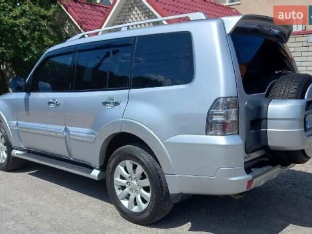 Серый Мицубиси Паджеро Вагон, объемом двигателя 3 л и пробегом 154 тыс. км за 20700 $, фото 3 на Automoto.ua