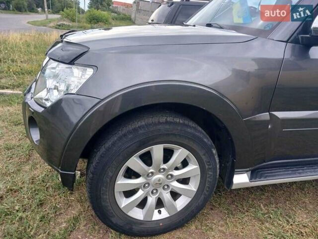 Серый Мицубиси Паджеро Вагон, объемом двигателя 2.97 л и пробегом 38 тыс. км за 20400 $, фото 2 на Automoto.ua