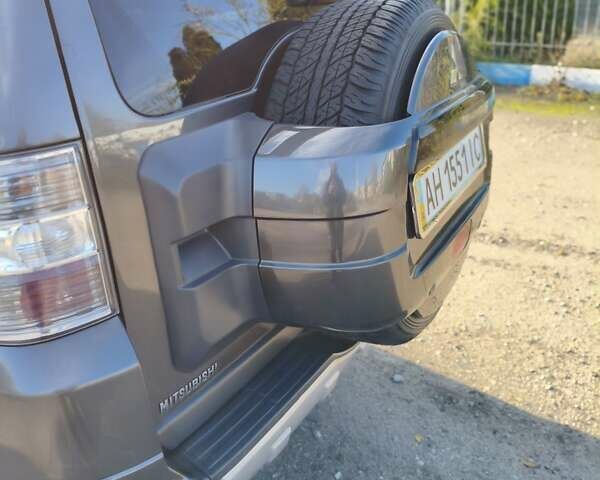 Серый Мицубиси Паджеро Вагон, объемом двигателя 3.2 л и пробегом 130 тыс. км за 19700 $, фото 12 на Automoto.ua