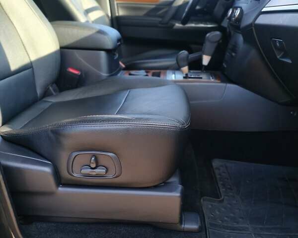 Серый Мицубиси Паджеро Вагон, объемом двигателя 3.2 л и пробегом 130 тыс. км за 19700 $, фото 25 на Automoto.ua