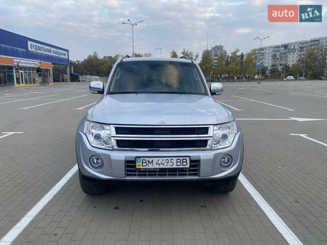 Серый Мицубиси Паджеро Вагон, объемом двигателя 3.2 л и пробегом 175 тыс. км за 19000 $, фото 1 на Automoto.ua