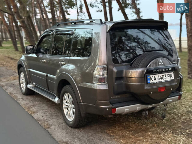 Серый Мицубиси Паджеро Вагон, объемом двигателя 3.2 л и пробегом 236 тыс. км за 16999 $, фото 29 на Automoto.ua