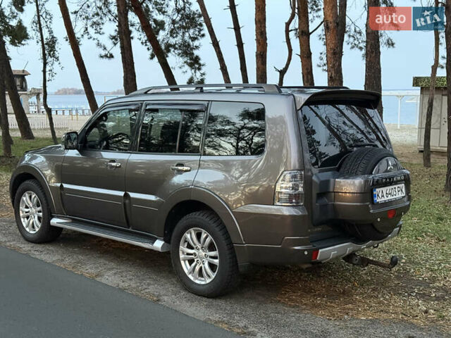 Серый Мицубиси Паджеро Вагон, объемом двигателя 3.2 л и пробегом 236 тыс. км за 16999 $, фото 18 на Automoto.ua