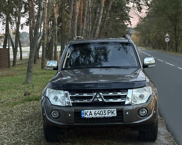 Серый Мицубиси Паджеро Вагон, объемом двигателя 3.2 л и пробегом 236 тыс. км за 16999 $, фото 7 на Automoto.ua