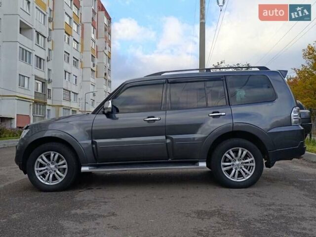 Міцубісі Паджеро Вагон 2013 у Харкові на Automoto.ua Сірий Міцубісі Паджеро Вагон, об'ємом двигуна 3.2 л та пробігом 183 тис. км за 19900 $, фото 2 на Automoto.ua