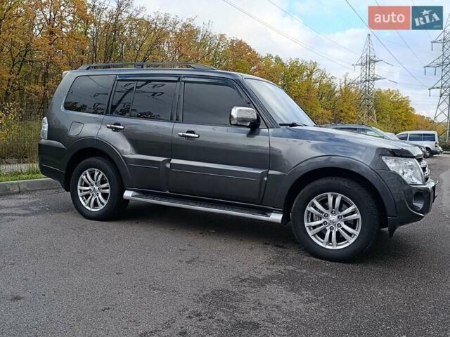 Міцубісі Паджеро Вагон 2013 у Харкові на Automoto.ua Сірий Міцубісі Паджеро Вагон, об'ємом двигуна 3.2 л та пробігом 183 тис. км за 19900 $, фото 5 на Automoto.ua