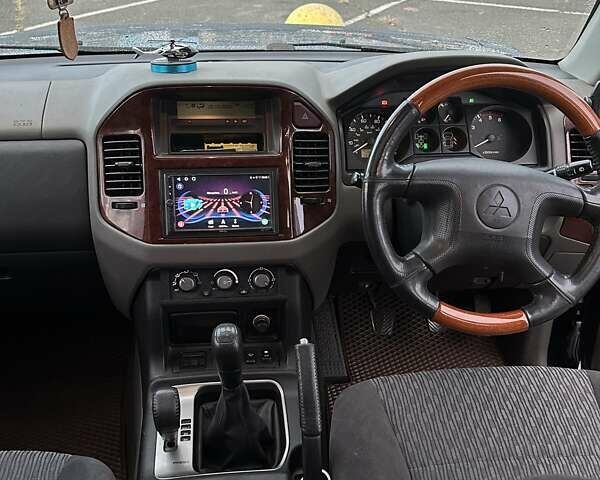 Мицубиси Паджеро Вагон 2003 в Киеве на Automoto.ua Синий Мицубиси Паджеро Вагон, объемом двигателя 3.2 л и пробегом 133 тыс. км за 4700 $, фото 6 на Automoto.ua