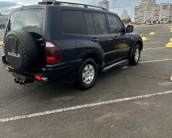 Мицубиси Паджеро Вагон 2003 в Киеве на Automoto.ua Синий Мицубиси Паджеро Вагон, объемом двигателя 3.2 л и пробегом 133 тыс. км за 4700 $, фото 5 на Automoto.ua