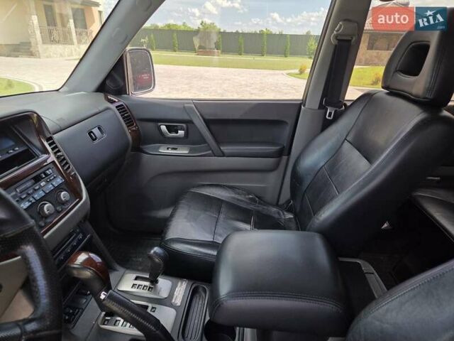 Синий Мицубиси Паджеро Вагон, объемом двигателя 3.5 л и пробегом 298 тыс. км за 7250 $, фото 13 на Automoto.ua