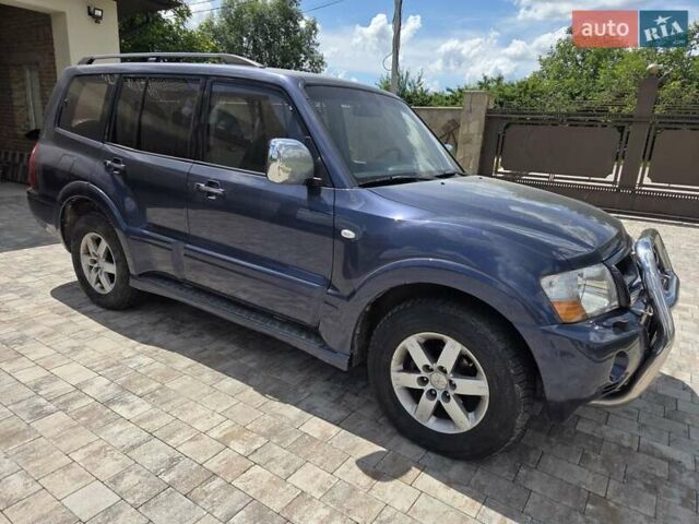 Синий Мицубиси Паджеро Вагон, объемом двигателя 3.5 л и пробегом 298 тыс. км за 7250 $, фото 1 на Automoto.ua