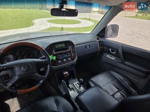 Синий Мицубиси Паджеро Вагон, объемом двигателя 3.5 л и пробегом 298 тыс. км за 7250 $, фото 16 на Automoto.ua