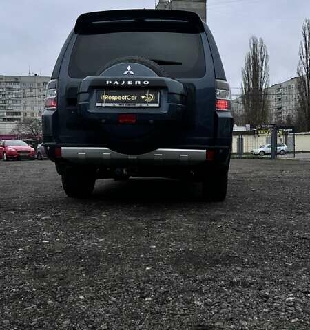 Синий Мицубиси Паджеро Вагон, объемом двигателя 3 л и пробегом 221 тыс. км за 9800 $, фото 4 на Automoto.ua