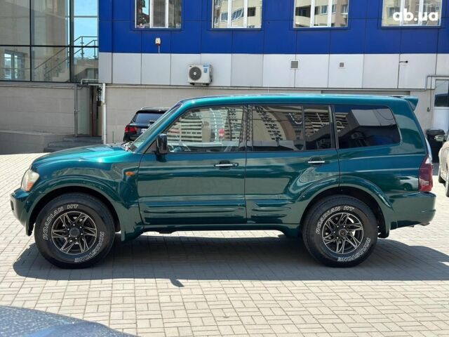 Зеленый Мицубиси Паджеро Вагон, объемом двигателя 3.5 л и пробегом 301 тыс. км за 8290 $, фото 10 на Automoto.ua