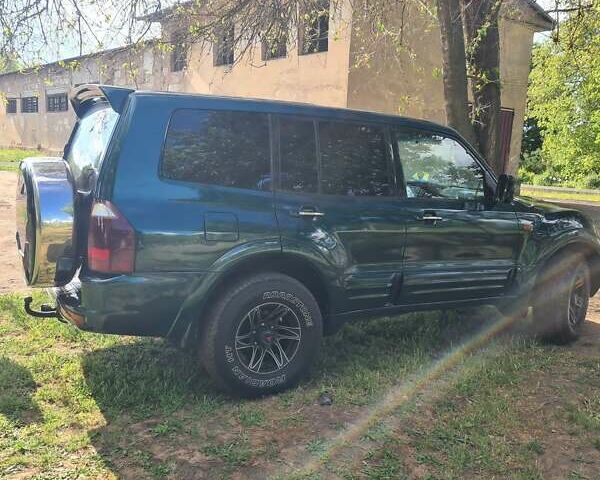 Зеленый Мицубиси Паджеро Вагон, объемом двигателя 3.5 л и пробегом 300 тыс. км за 8000 $, фото 6 на Automoto.ua